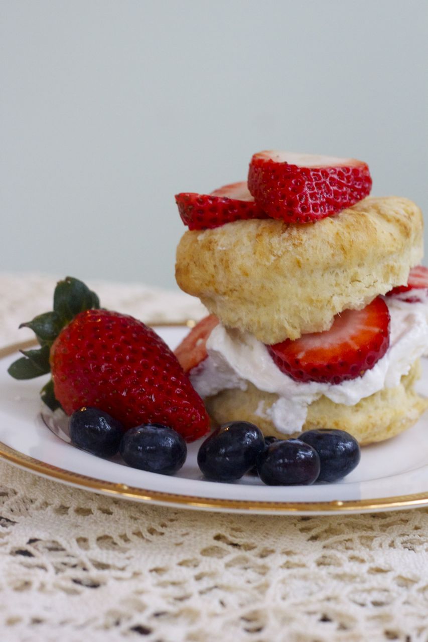 strawberry biscuits