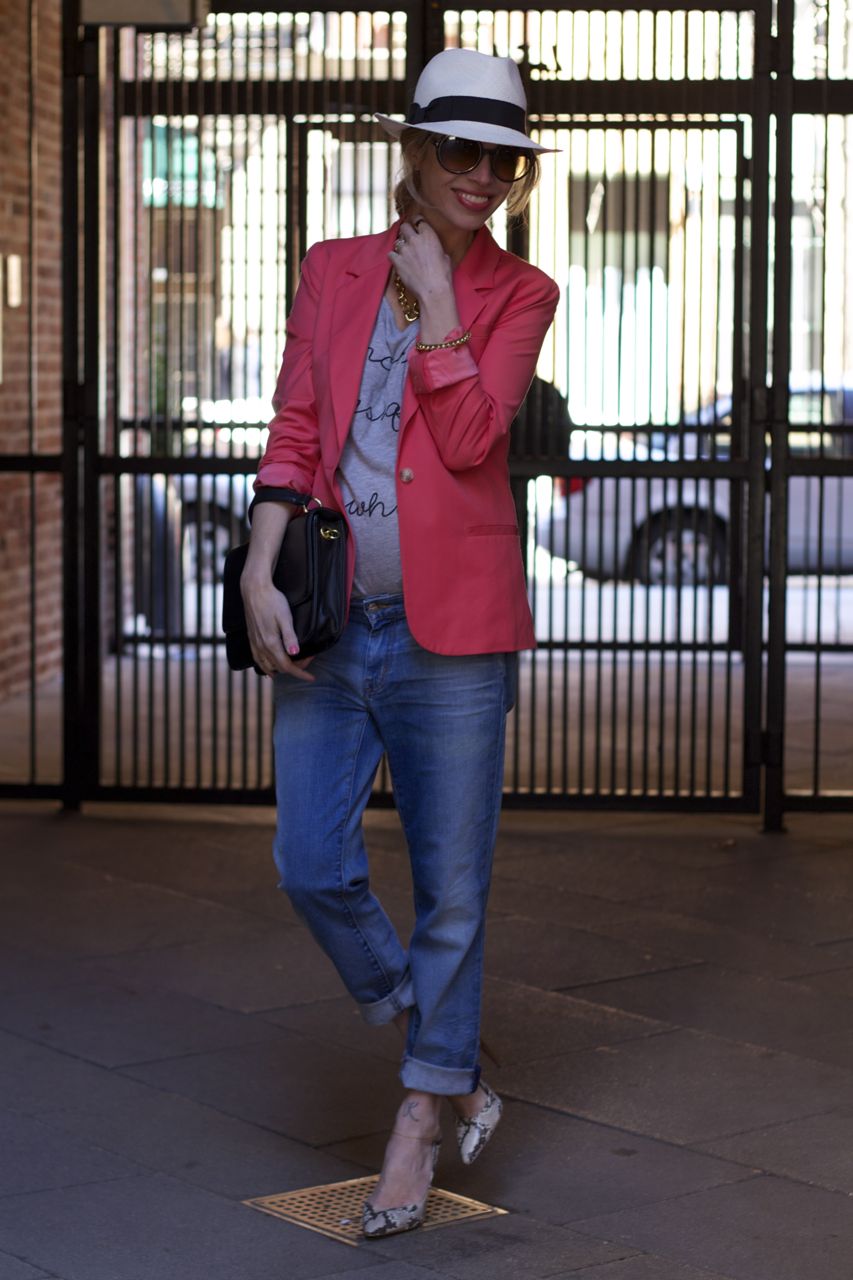 wear jeans while pregnant