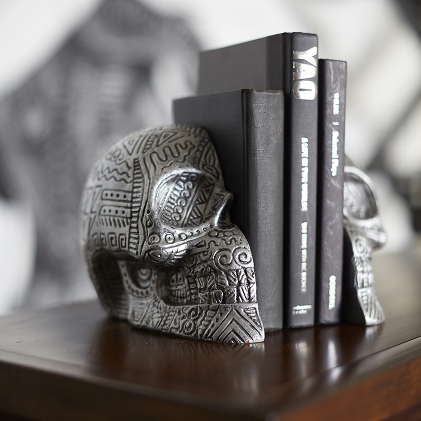 Zio-Ziegler-PBteen-Skull_Bookends