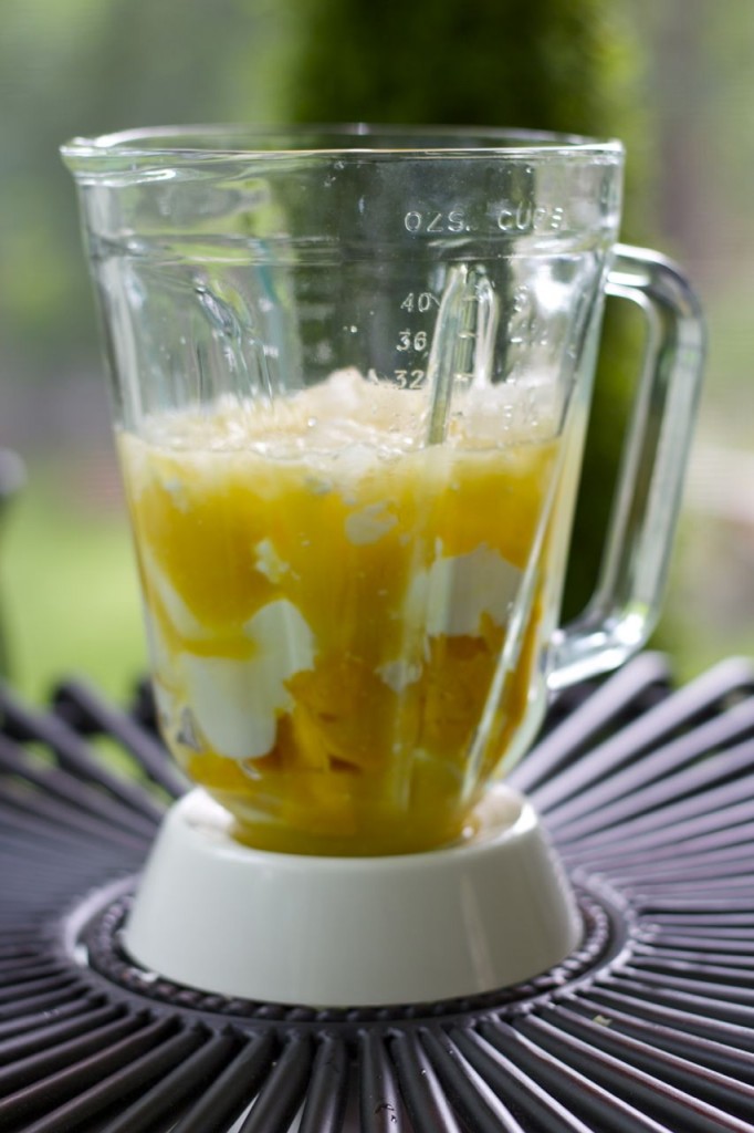 making smoothie