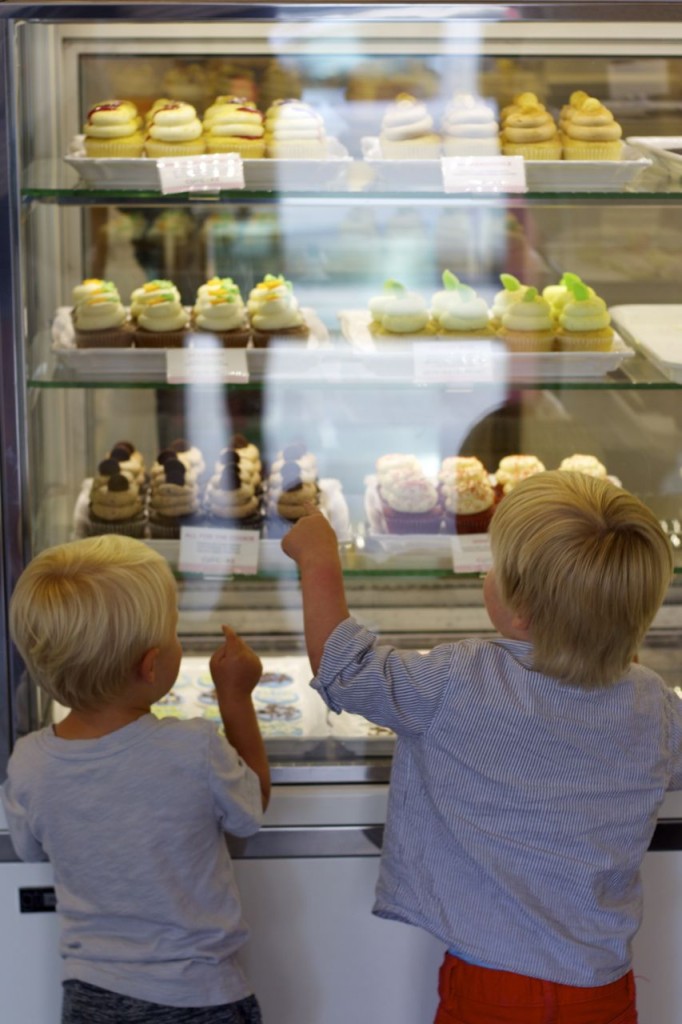 sift cupcakes