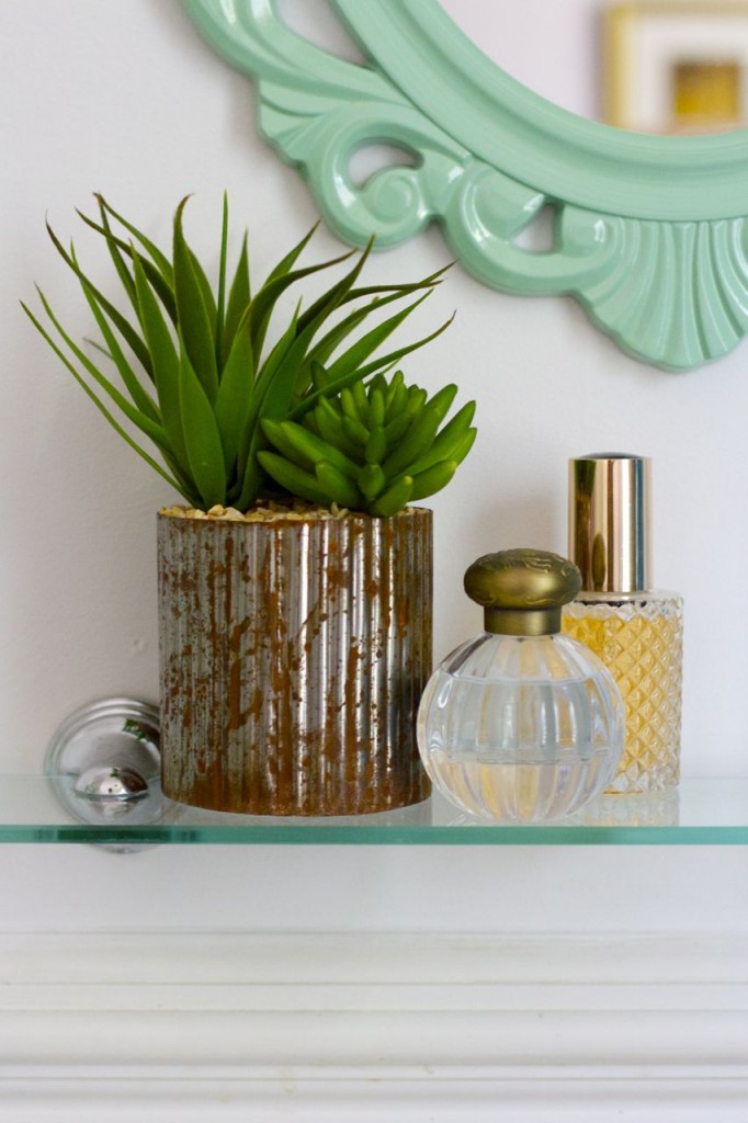 bathroom accessories