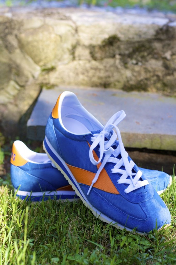 brooks sneakers