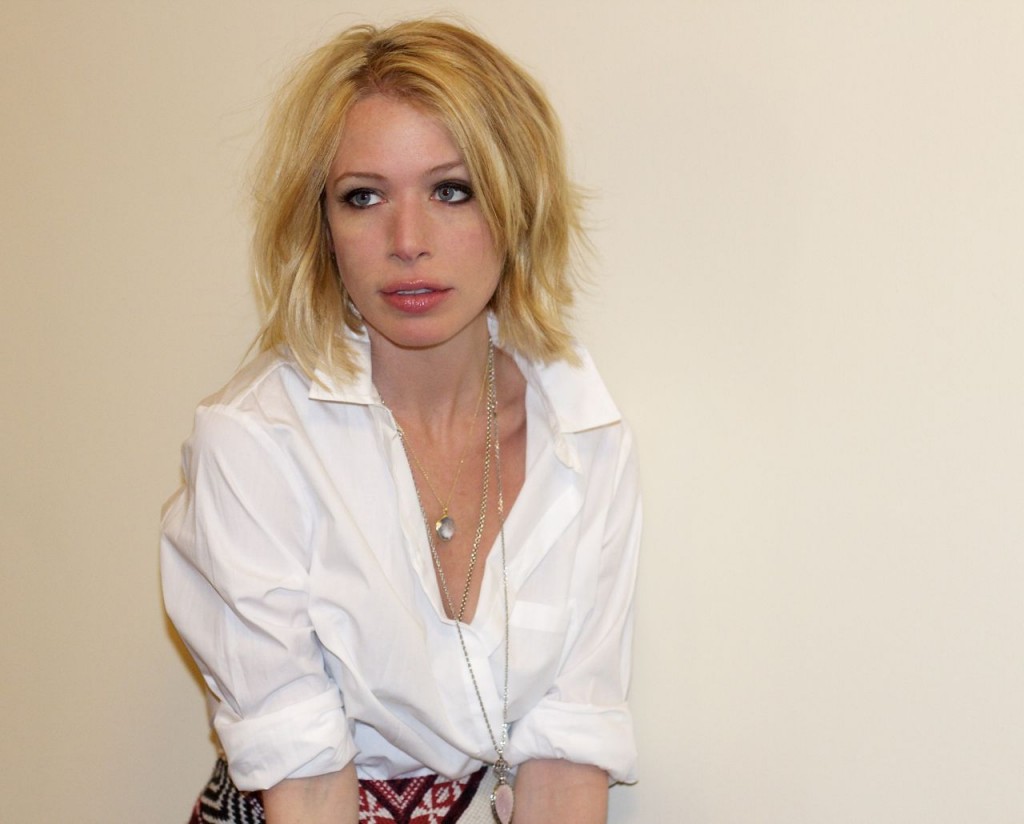 blonde bob