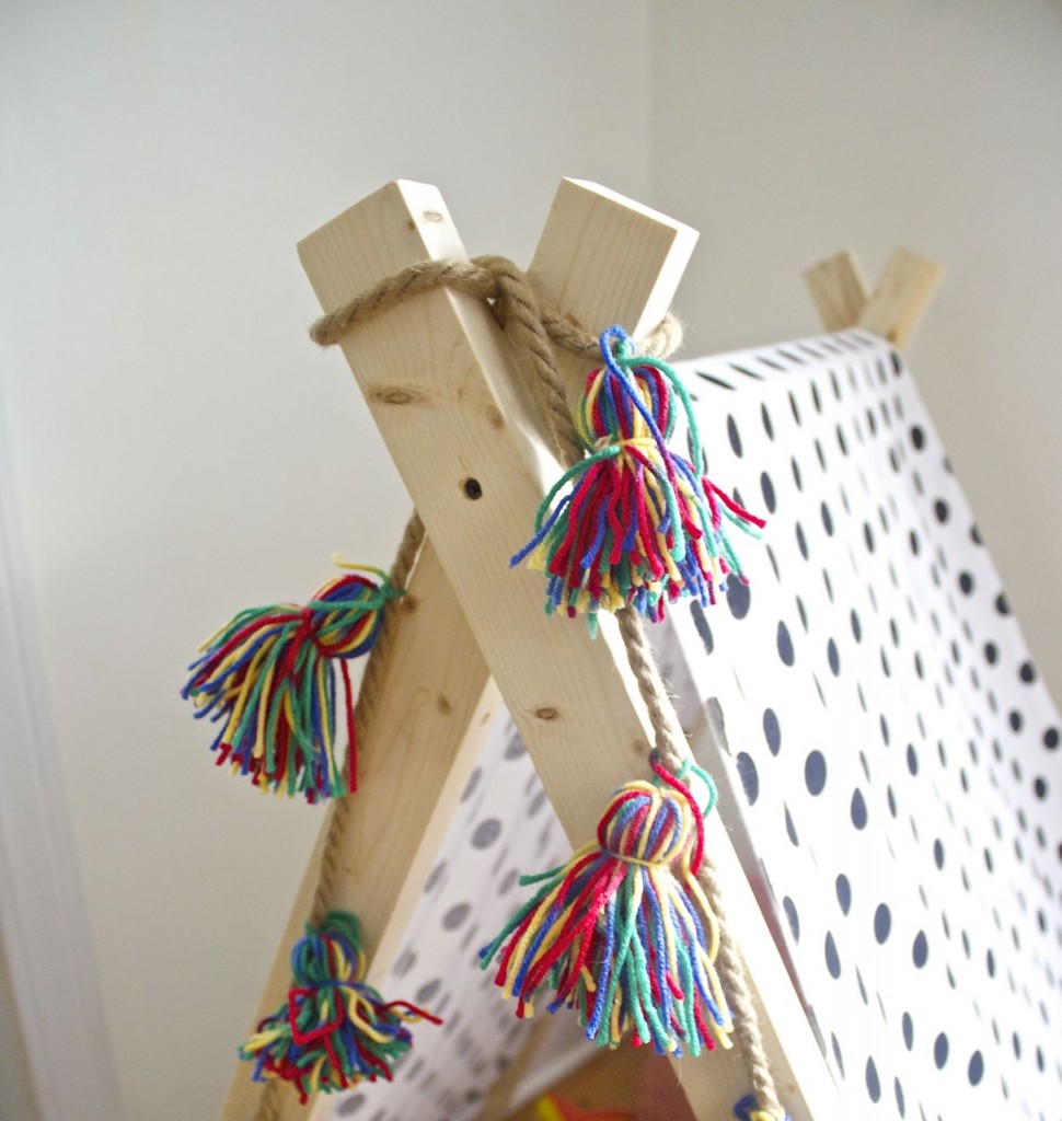 tent tassles