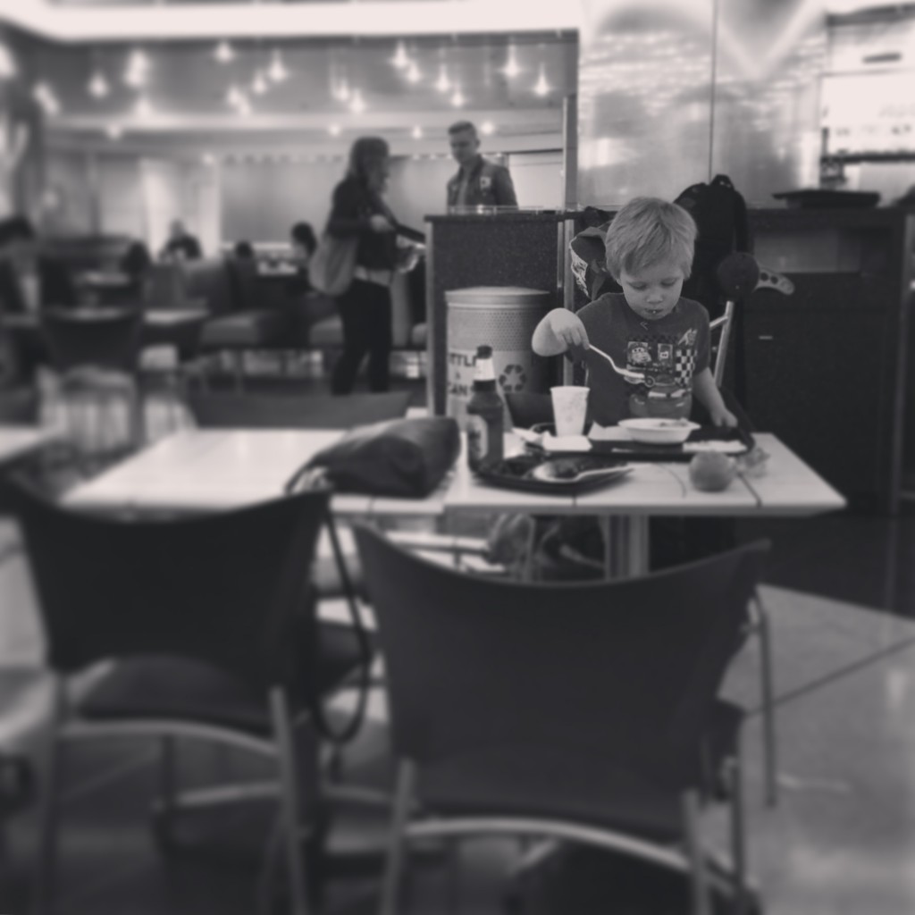 airport food court