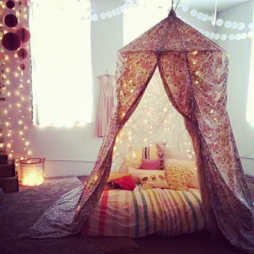 ways to use christmas string lights