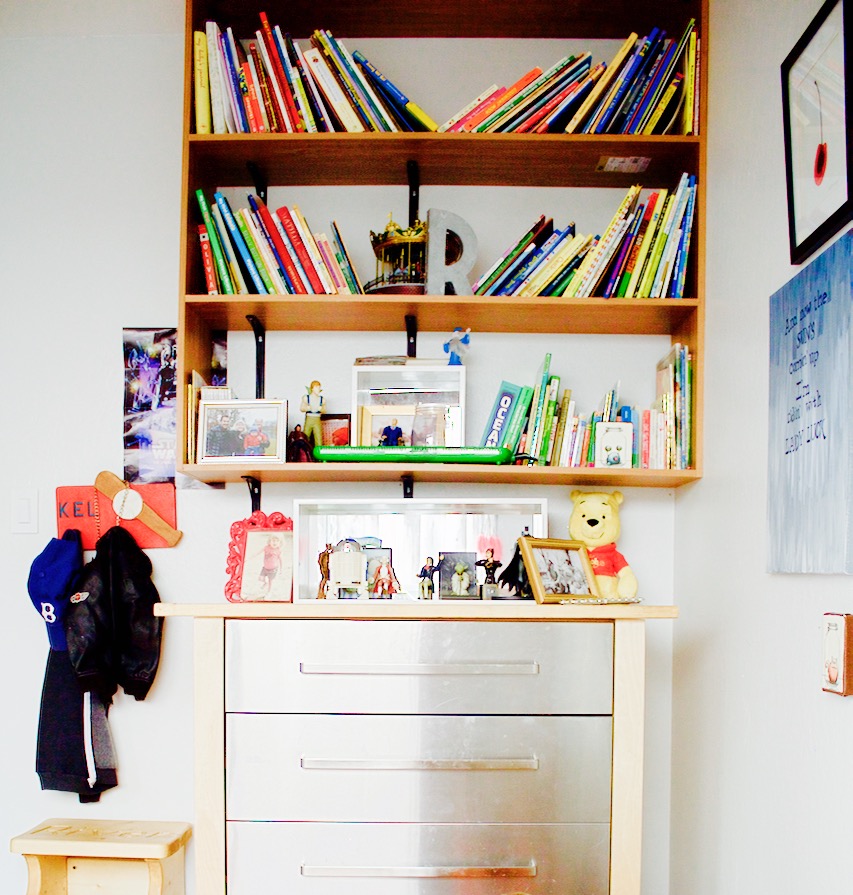 how to decorate a small kid's bedroom