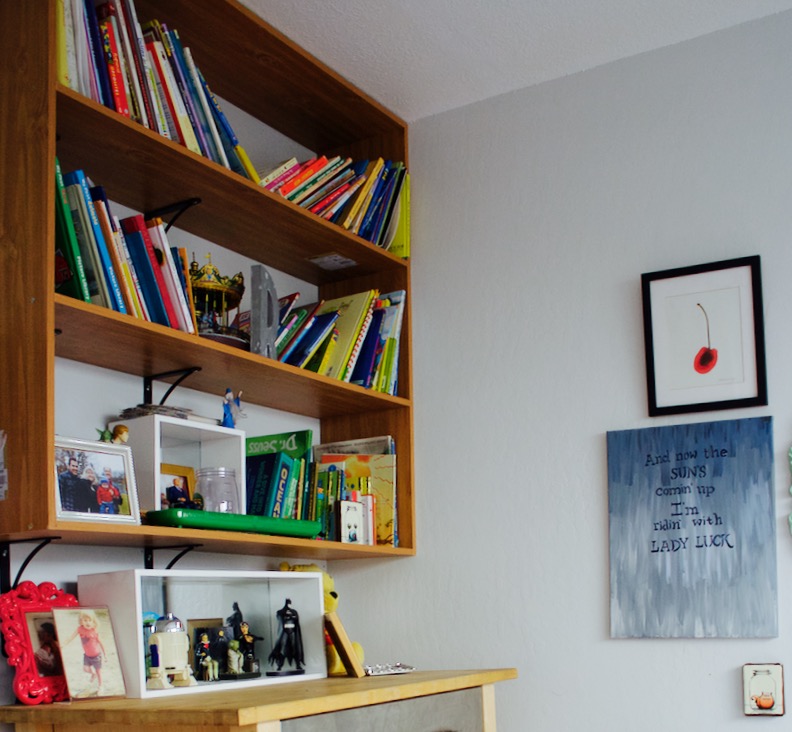 how to decorate a small kid's bedroom