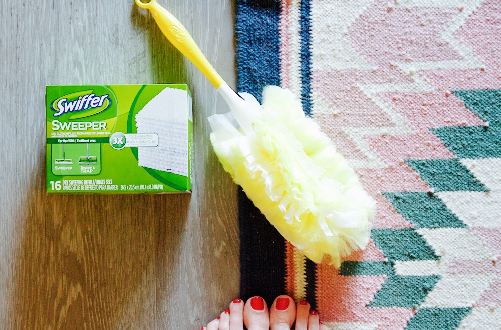 Floor and carpet with Swiffer products