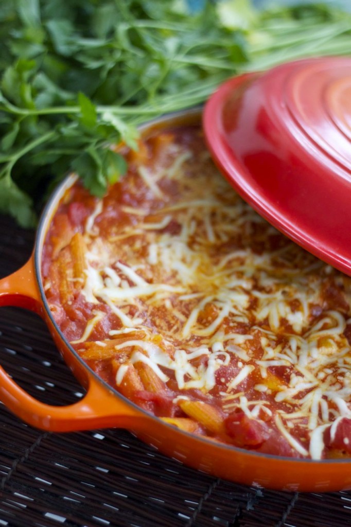 baked penne pasta with fresh mozzarella sauce and cheese