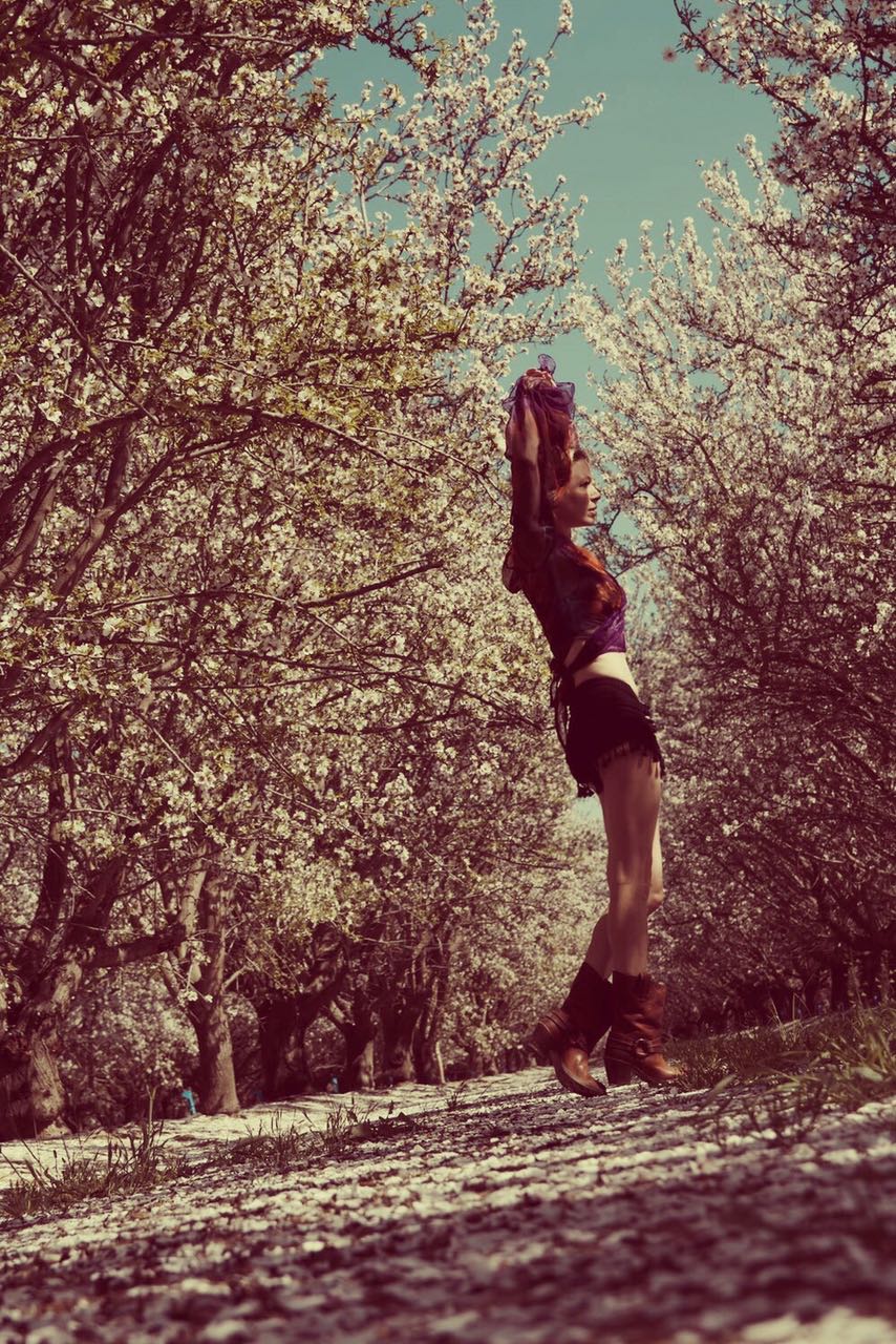 Photo shoot in the almond blossom trees 