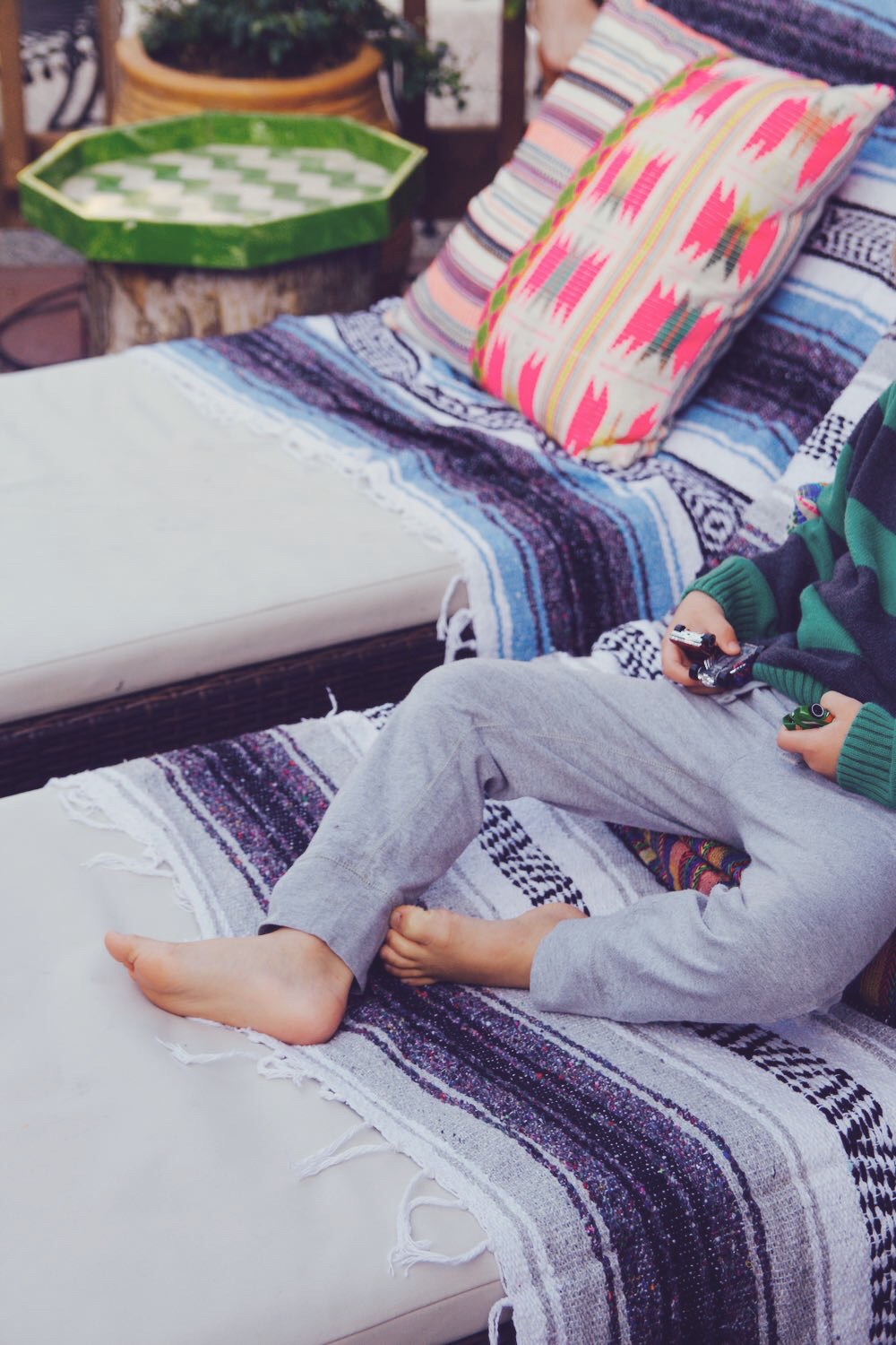 Easy boho backyard makeover from Ramshackle Glam