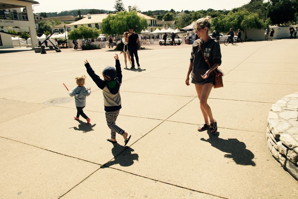 Family day trip to Monterey Bay with kids