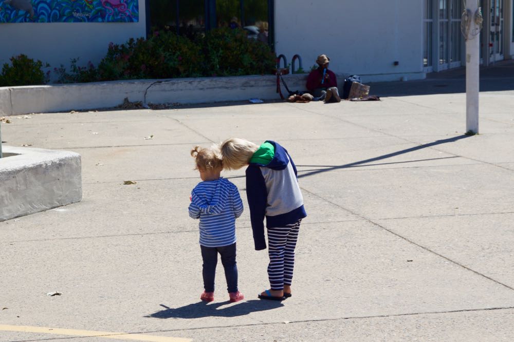 Family day trip to Monterey Bay with kids