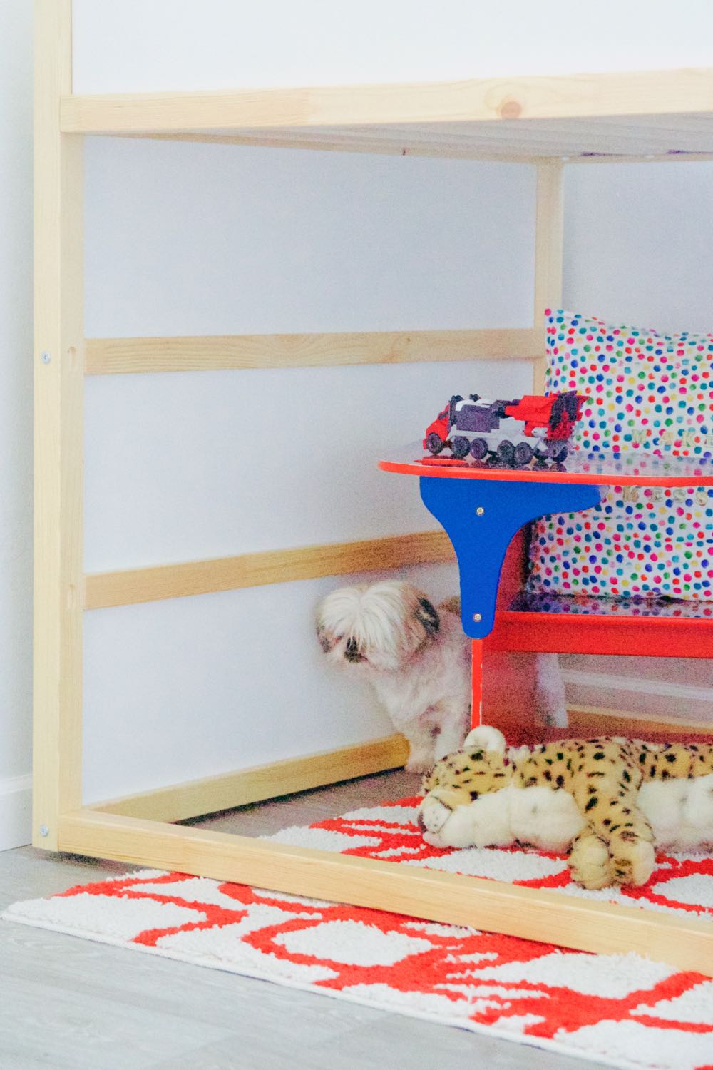 Creating a play area under the Ikea lofted bed