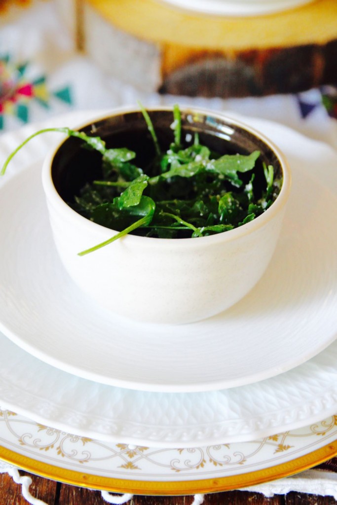 arugula and pecorino salad to serve over chicken