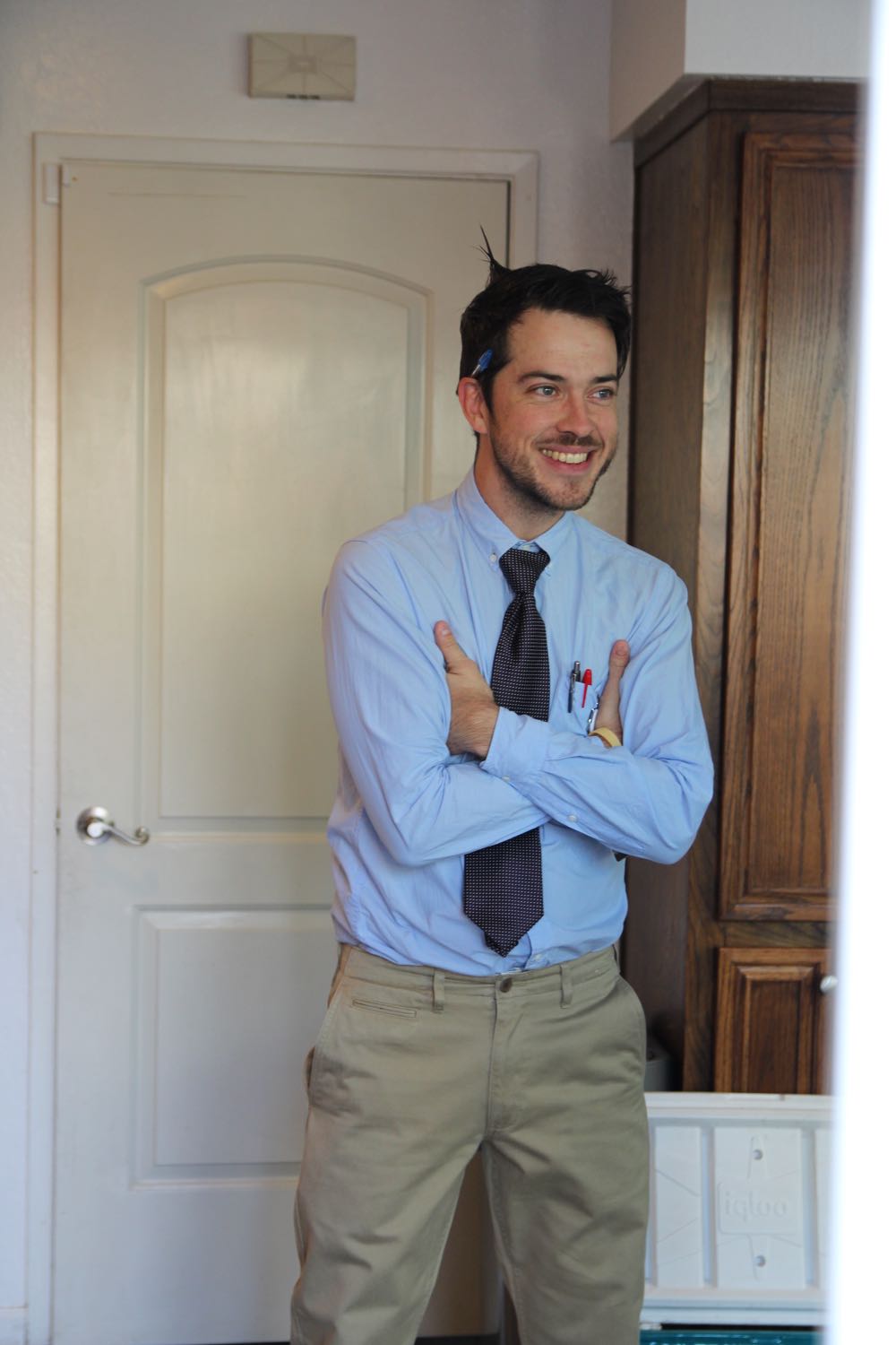 Easy costume idea for men: Dress up as The Man