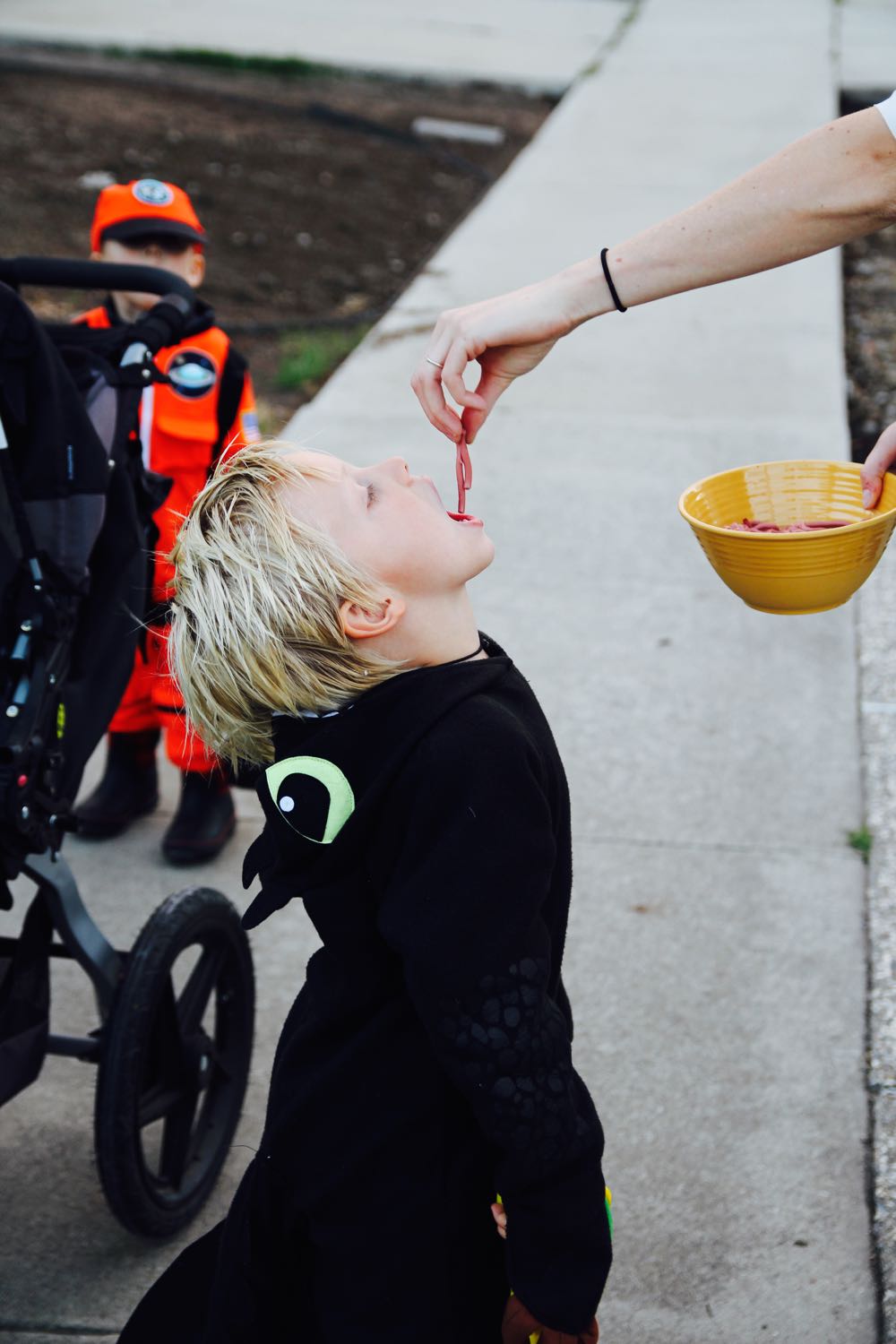 eating jello worms on halloween