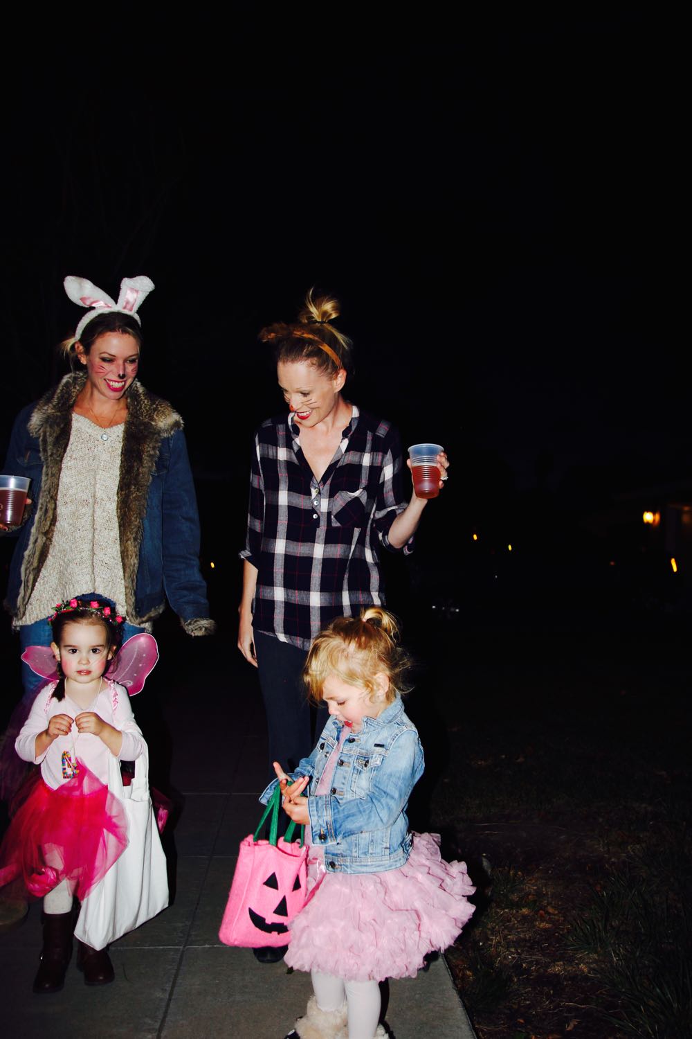 trick or treating on halloween 2016