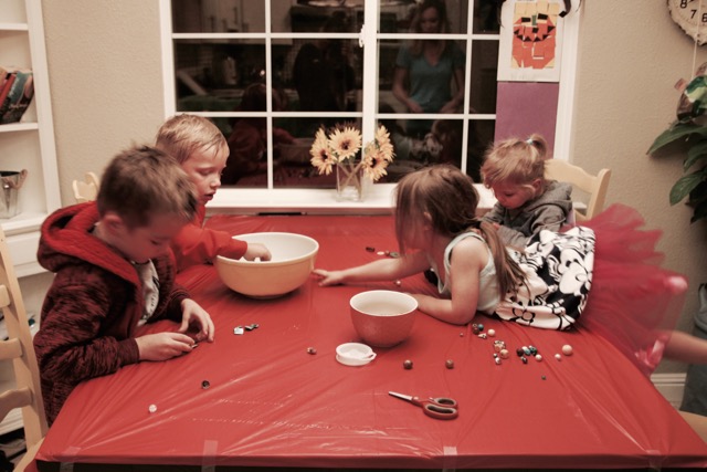 CHILDREN'S CRAFTING PLAYDATE