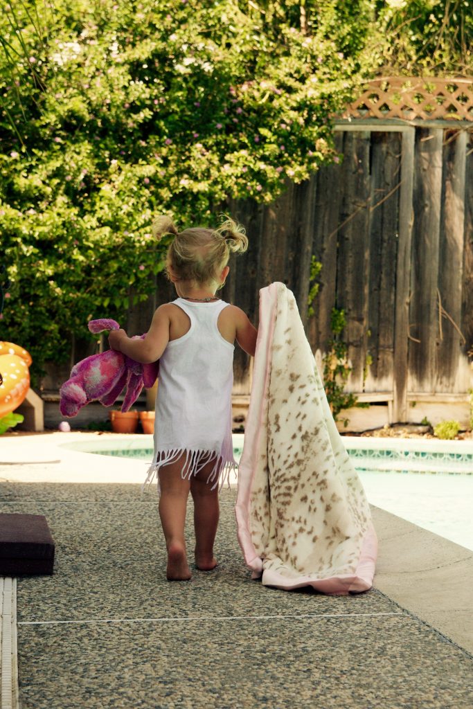 kelly van halen baby blanket giveaway
