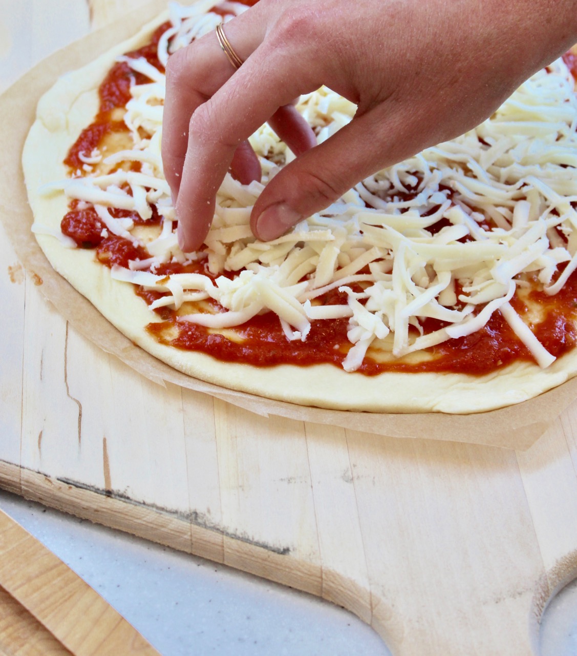 how to make the sauce for a perfect homemade pizza