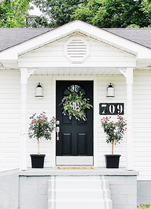 graphic black door on White House