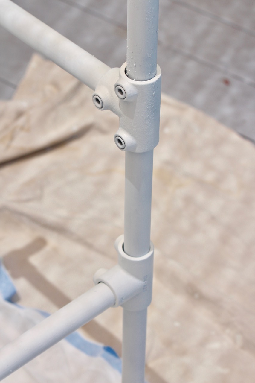 how to make a table out of plumbing pipes