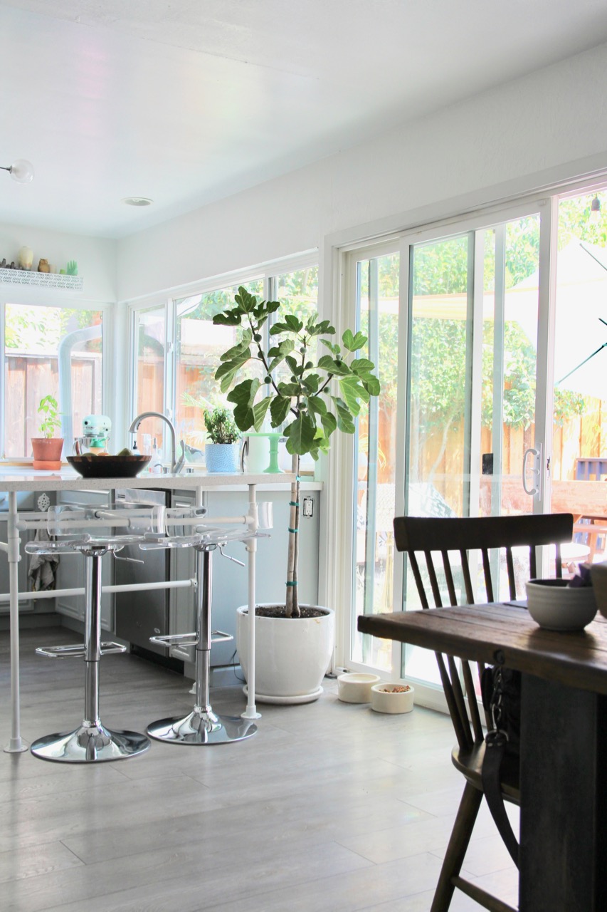 how to make a kitchen table out of plumbing pipes
