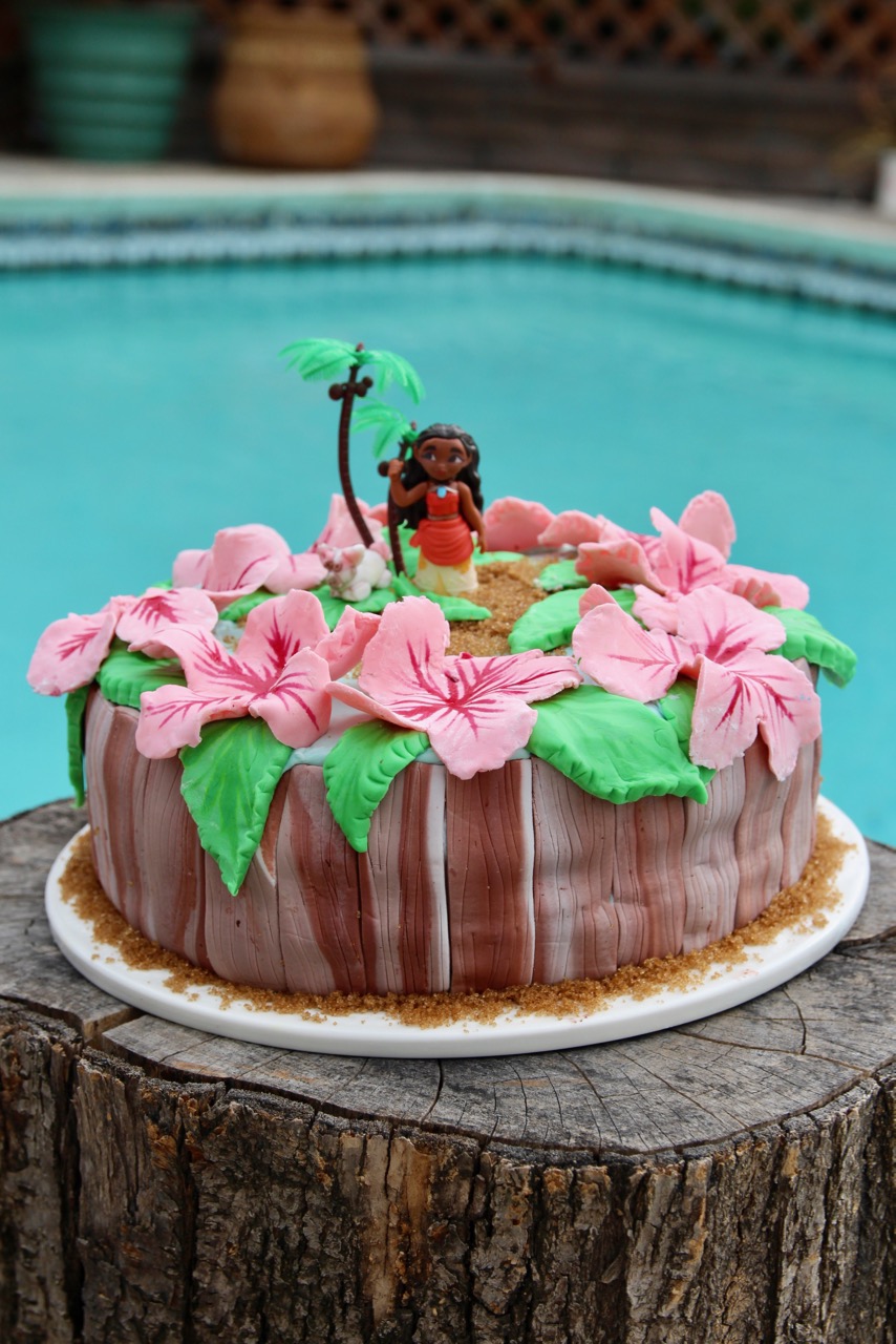 how to make a moana theme birthday cake out of fondant