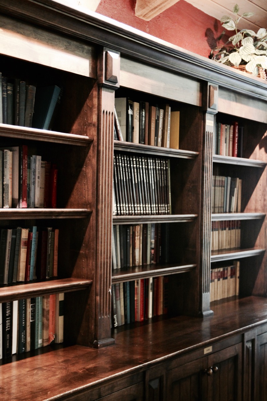 gorgeous old library filled with books