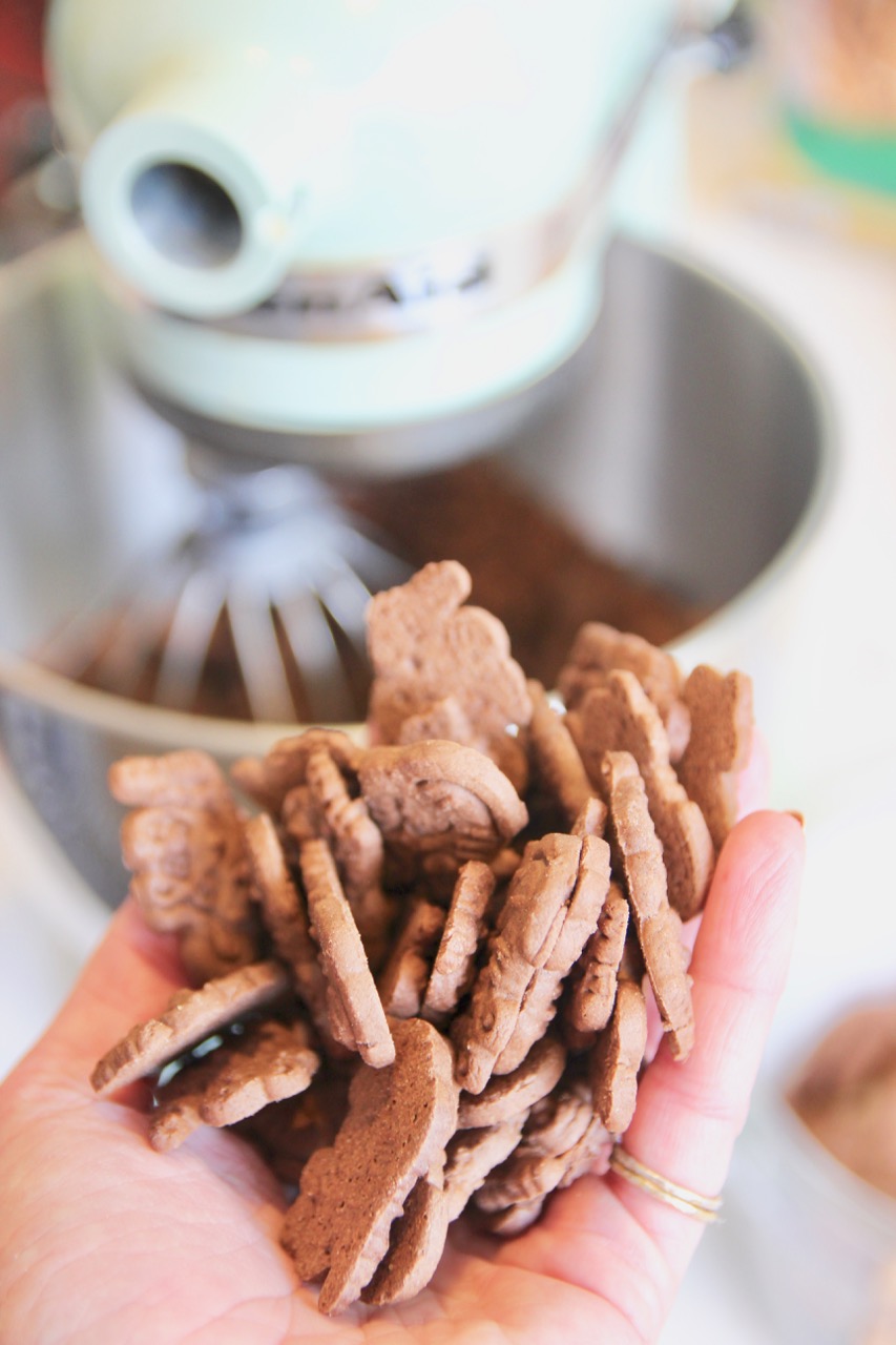 how to make worms and dirt treats for halloween