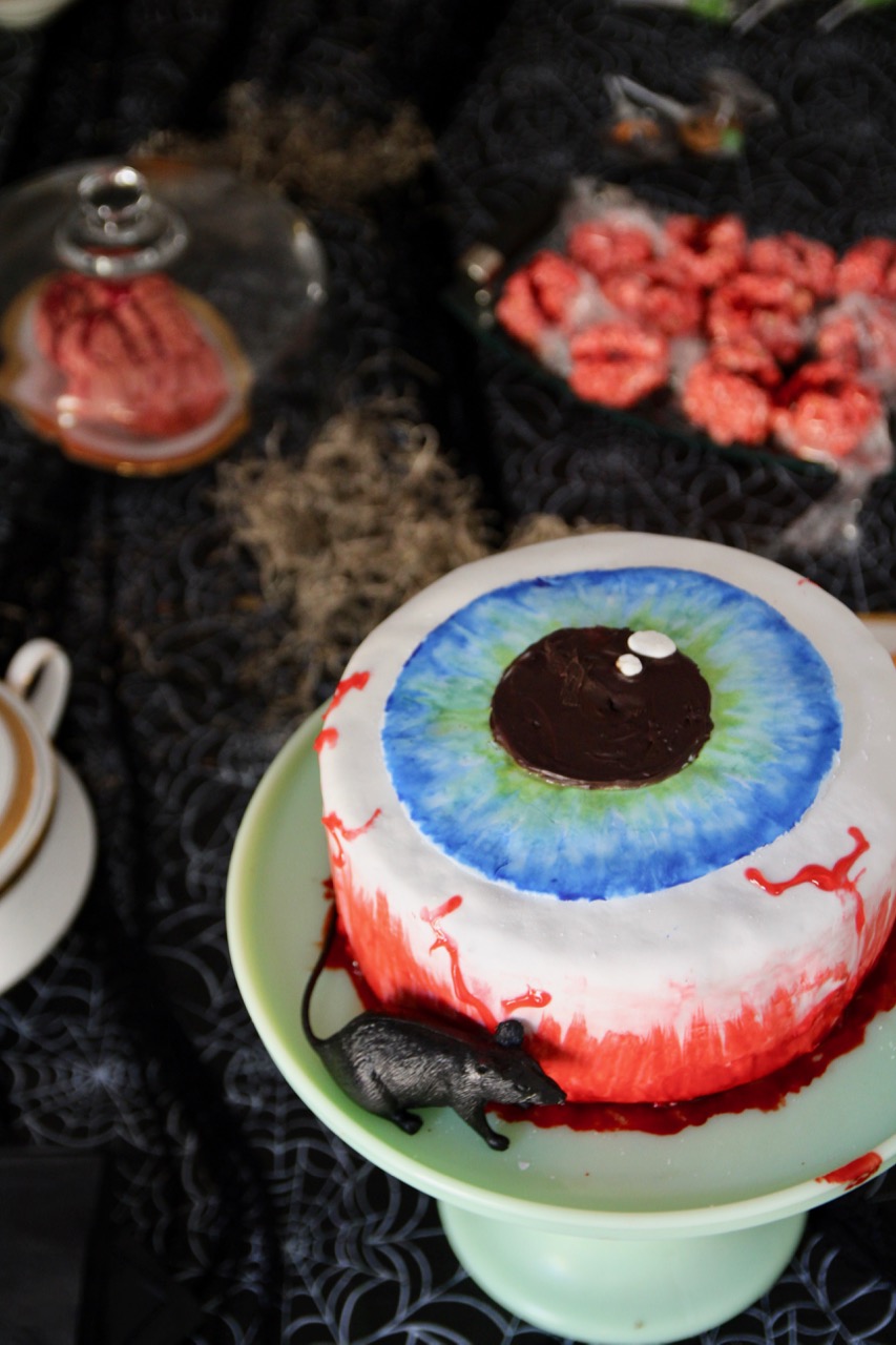 easy halloween party decor and treat ideas for kids