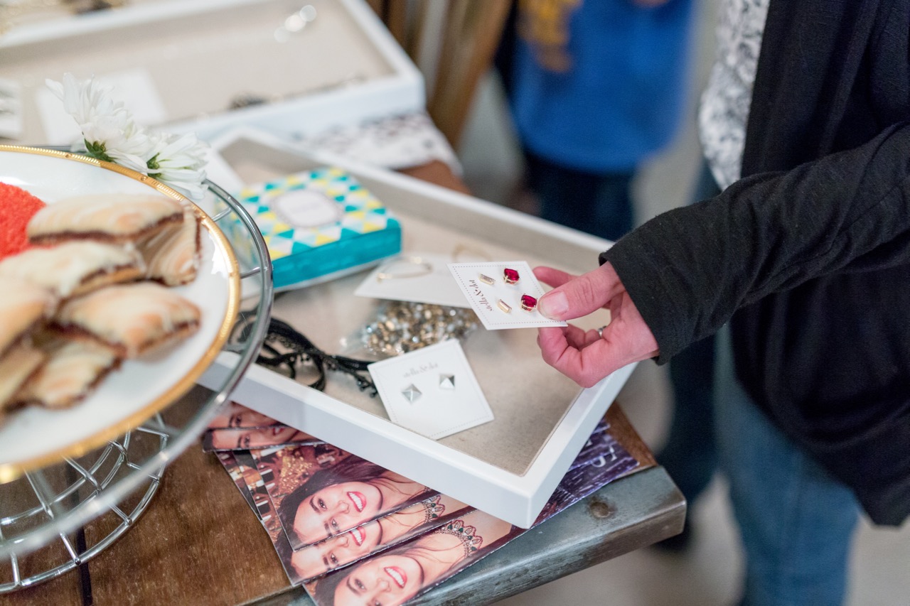 how to host a stella and dot trunk show party