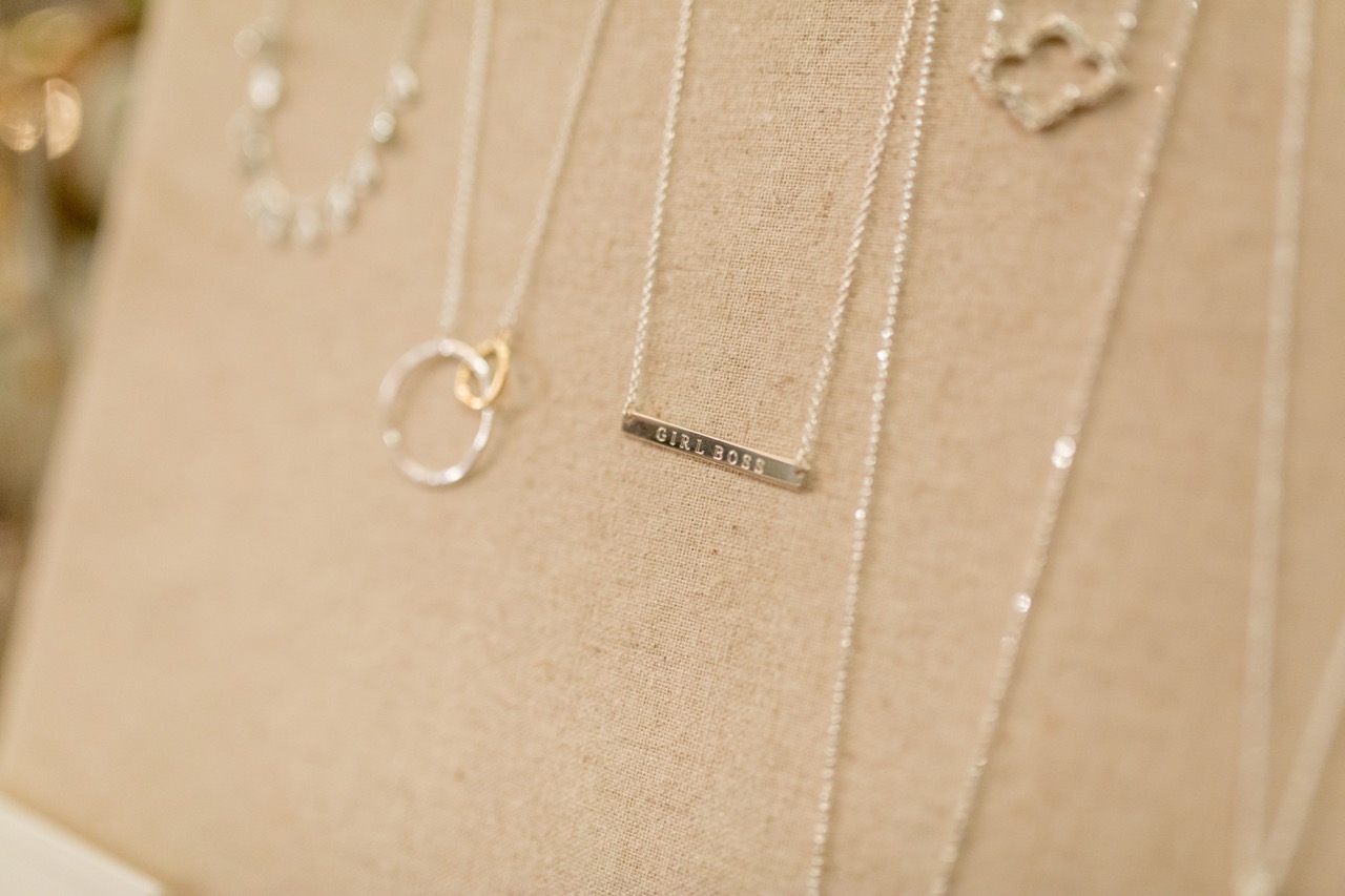 how to host a stella and dot trunk show party