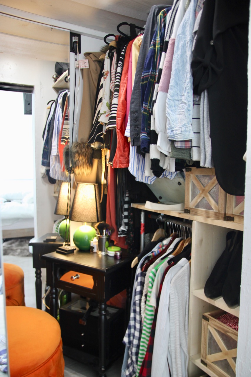 how to make your closet into a walk-in closet 