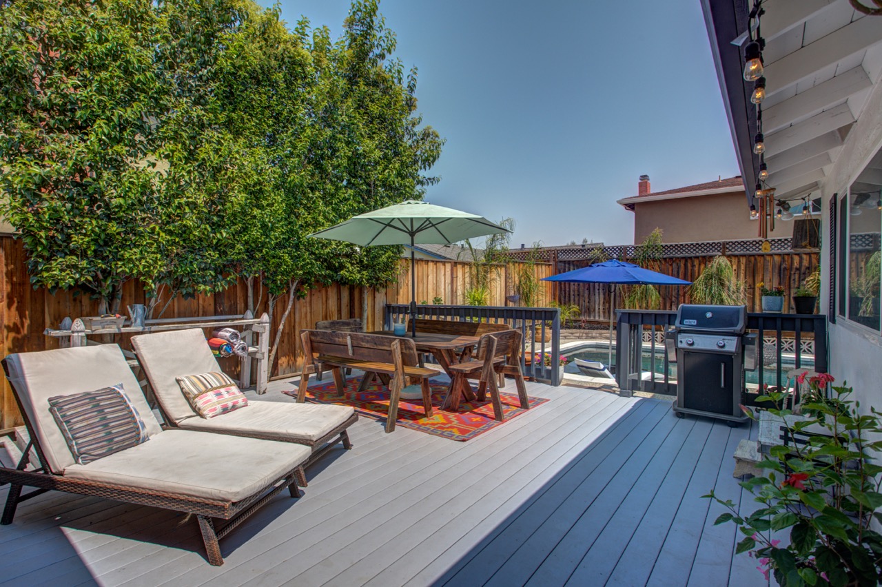 how to clean and paint your deck