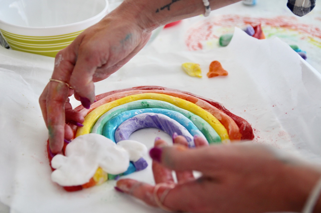 how to make a rainbow cake topper with fondant