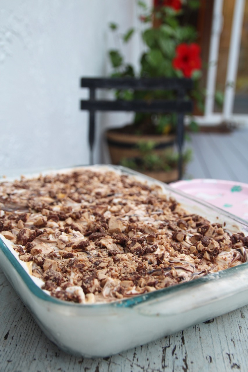 ice cream sandwich layer cake