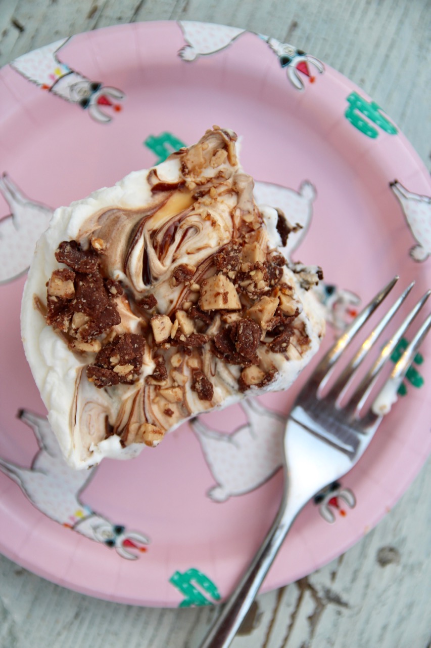 ice cream sandwich layer cake