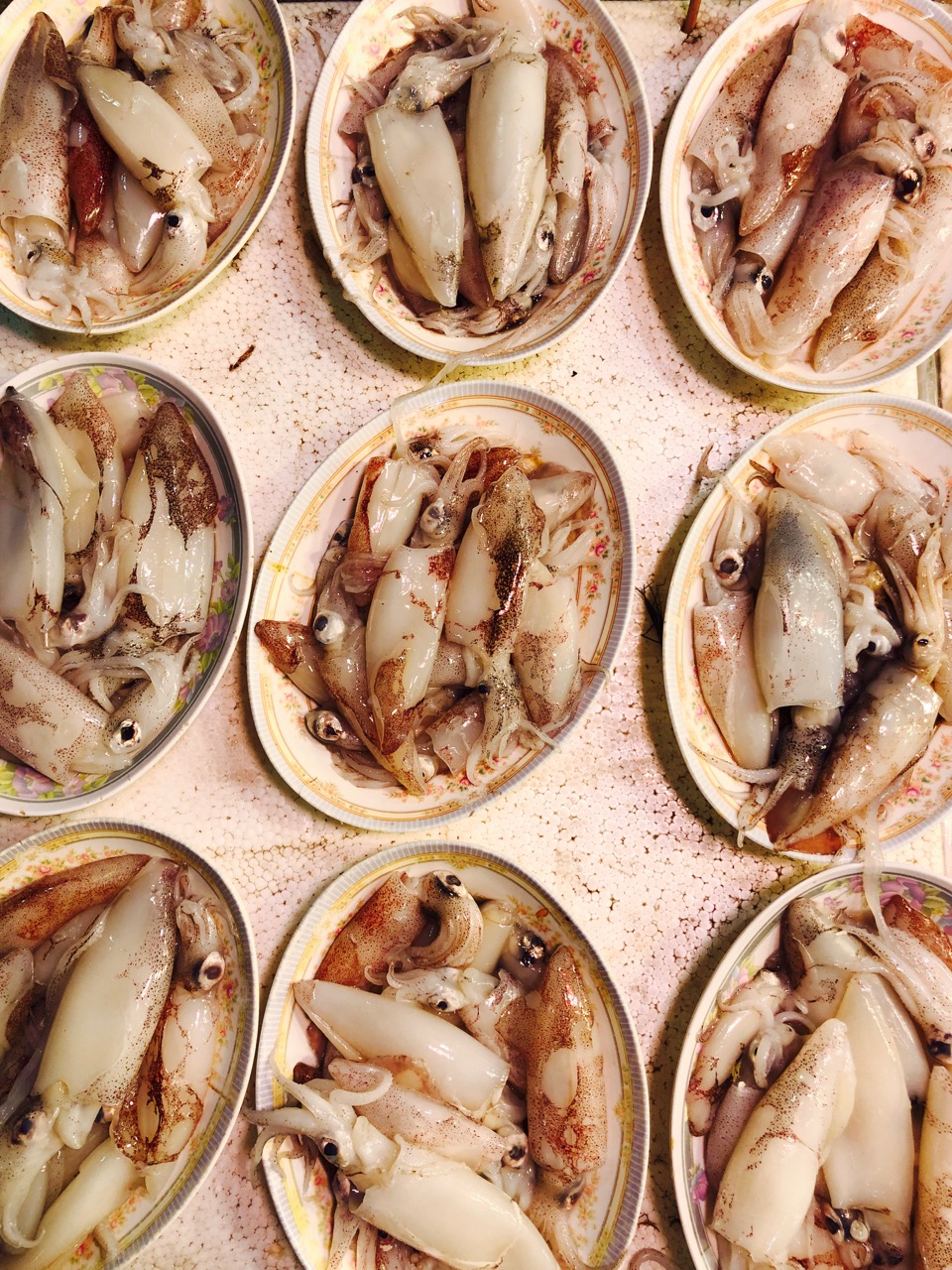wet market raw squid