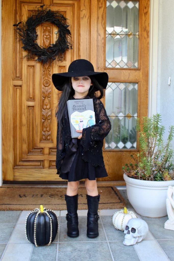 diy lydia deetz from Beetlejuice costume