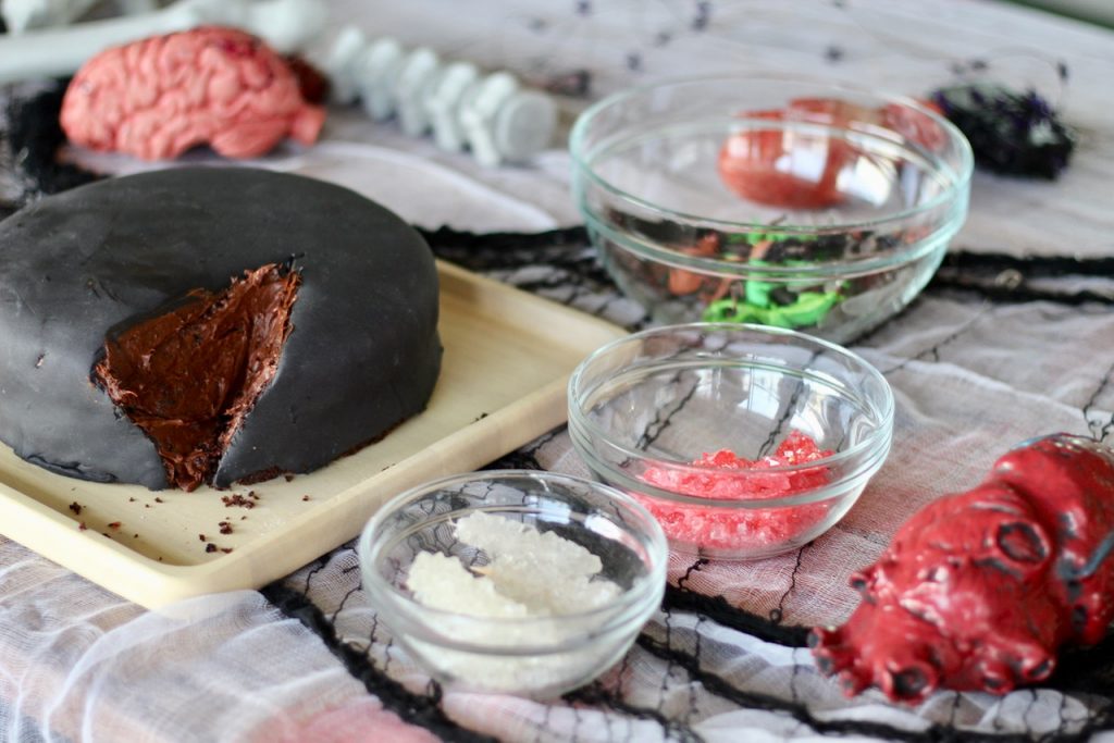how to make a black geode cake