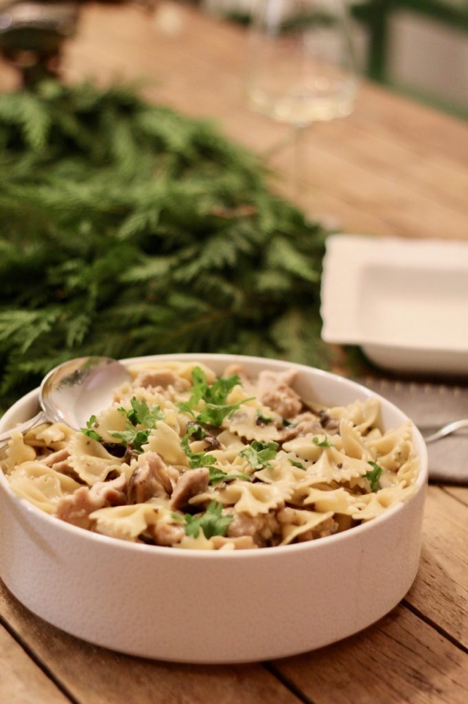 instant pot creamy chicken mushroom tetrazzini