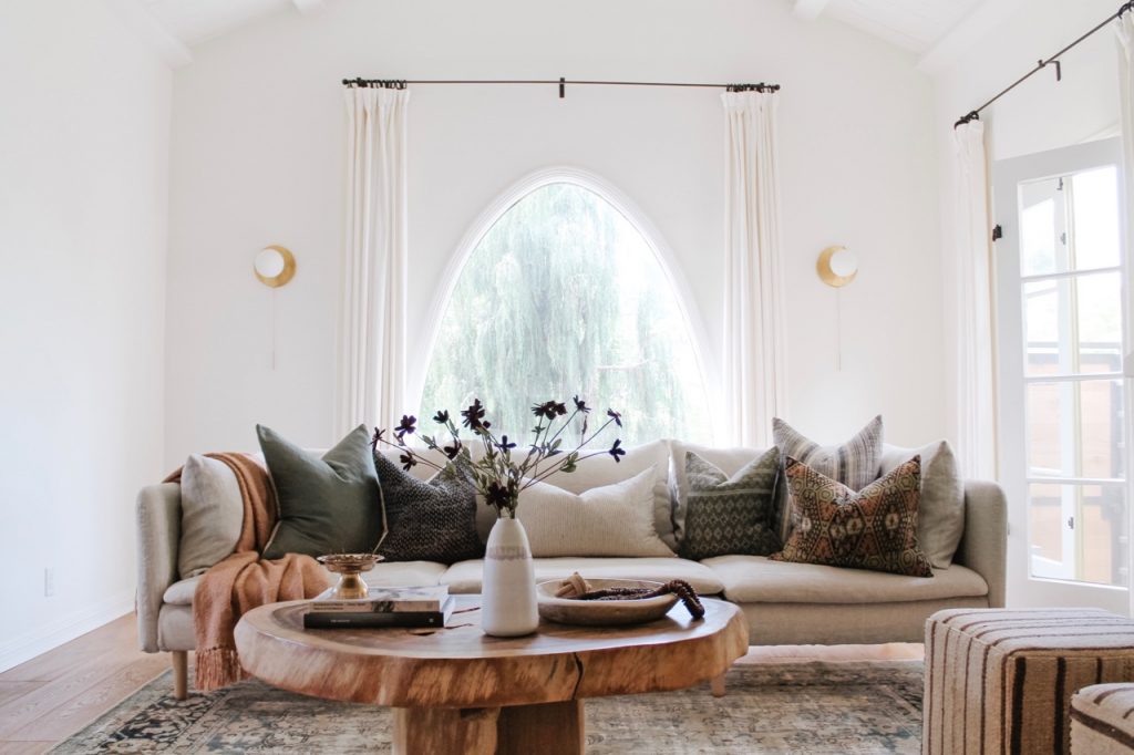 how to hang curtains around an arched window